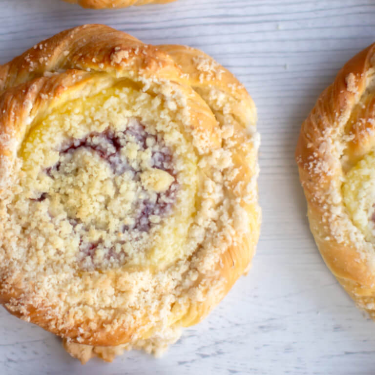Drożdżówka truskawkowa - Ciastka sztukowe - Ciastka - Zdjęcie 5