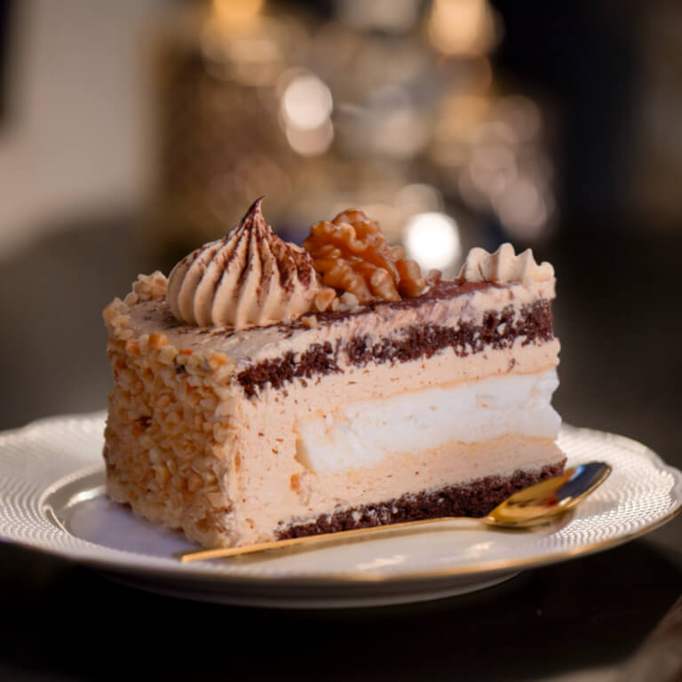 Spanish walnut cake - Standard cakes - Cakes - Zdjęcie 2